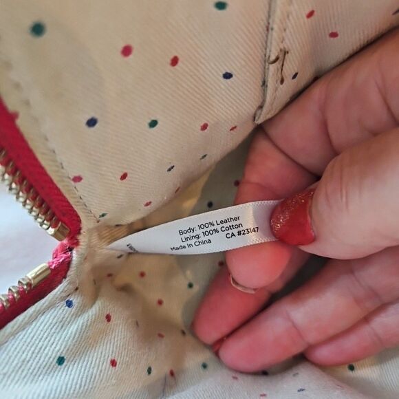 Talbots Vibrant Red Soft Leather Pebbled  Wristlet/Clutch Zip Turn Lock EUC - Picture 8 of 9